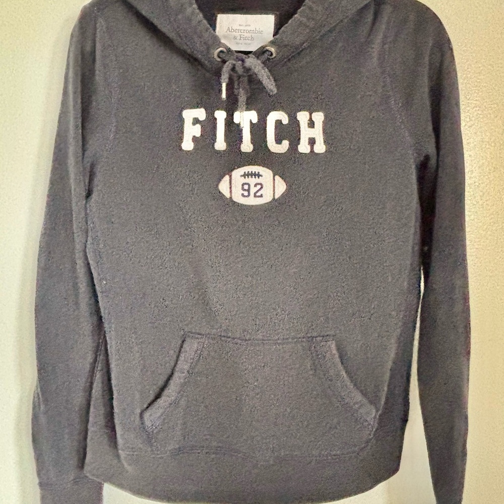 Abercrombie & Fitch Boys Navy Blue Hoodie Sweatshirt Size Medium Women’s/Men’s.